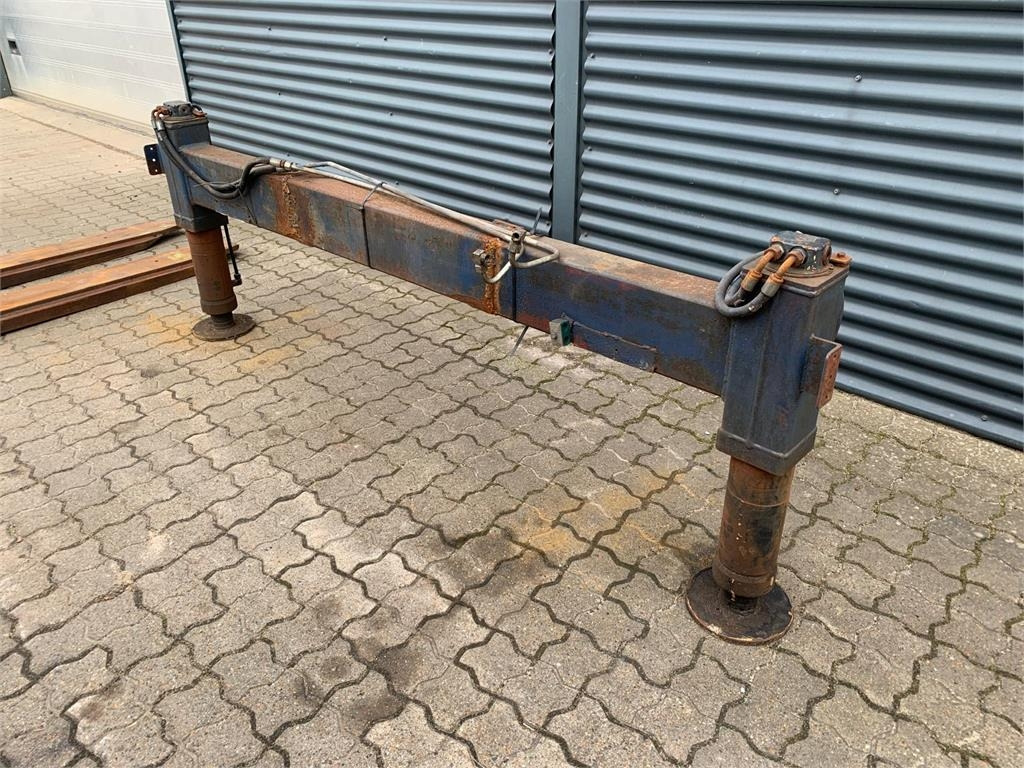 HMF Støttebensbom til kran - Accessoire pour Engins de chantier: photos 3 HMF Støttebensbom til kran - Accessoire pour Engins de chantier: photos 3