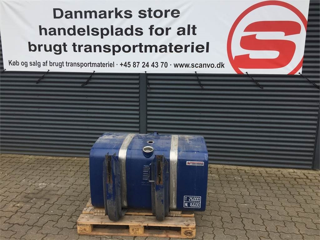 DAF 535 ltr dieseltank m- 2 stk bæringer - Réservoir de carburant pour Camion: photos 1 DAF 535 ltr dieseltank m- 2 stk bæringer - Réservoir de carburant pour Camion: photos 1