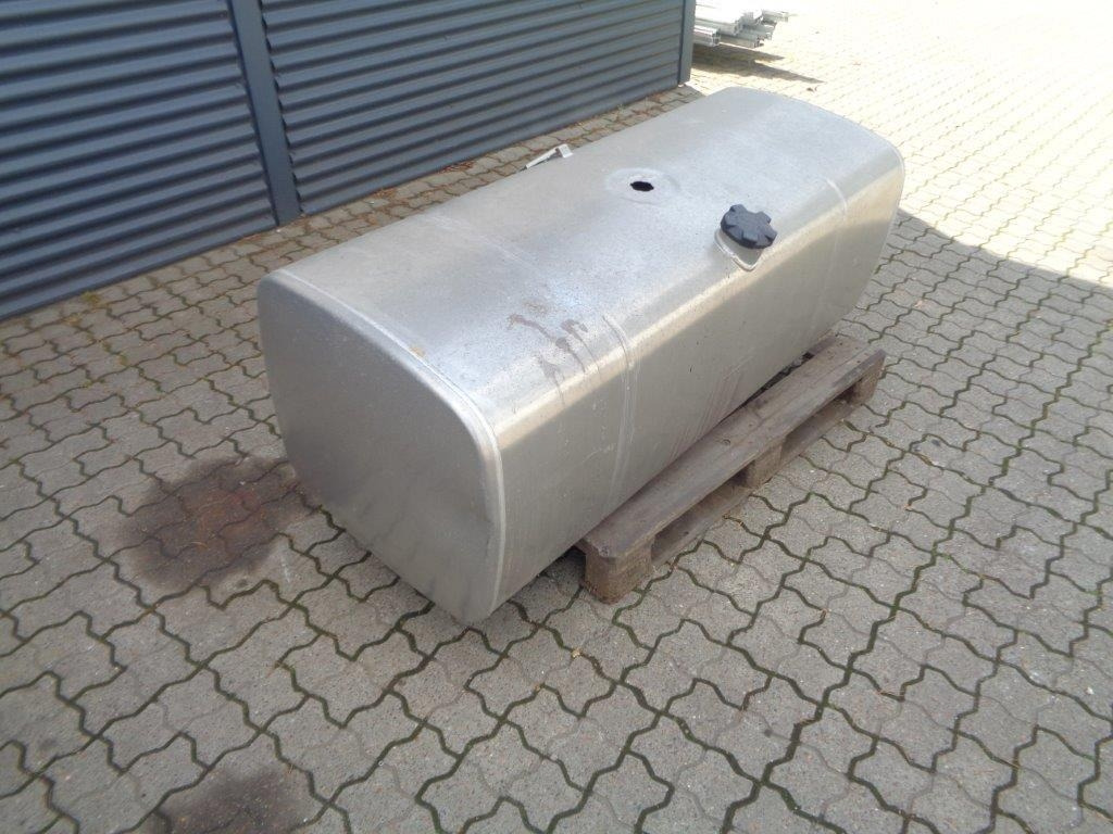 Réservoir de carburant pour Camion DAF 620 ltr dieseltank: photos 7