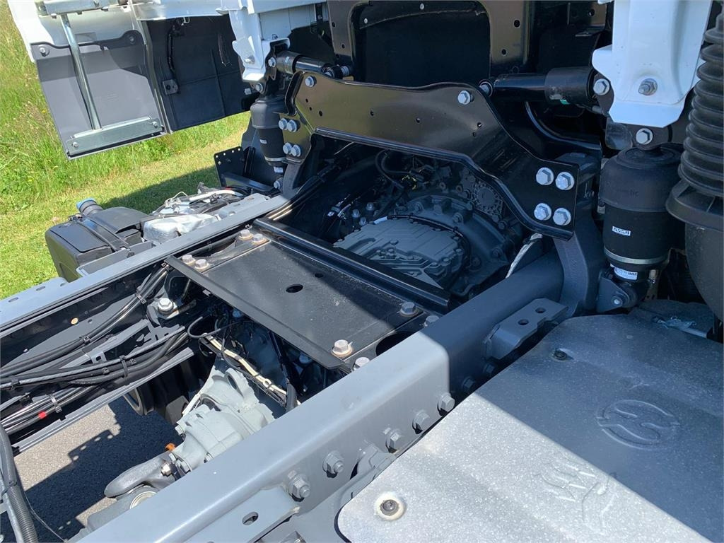 DAF XF 430 FAW 8x4*4 Tridem - Camion multibenne: photos 5 DAF XF 430 FAW 8x4*4 Tridem - Camion multibenne: photos 5