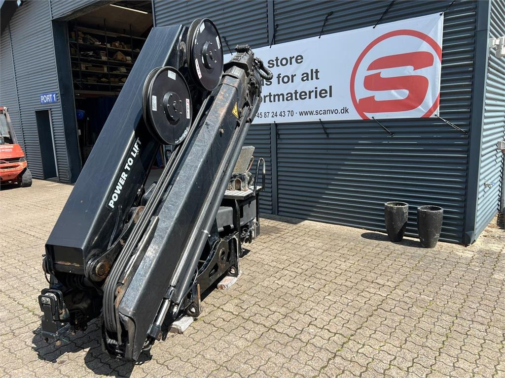 HMF 2820K5 RCS - Grue auxiliaire pour Camion: photos 2 HMF 2820K5 RCS - Grue auxiliaire pour Camion: photos 2