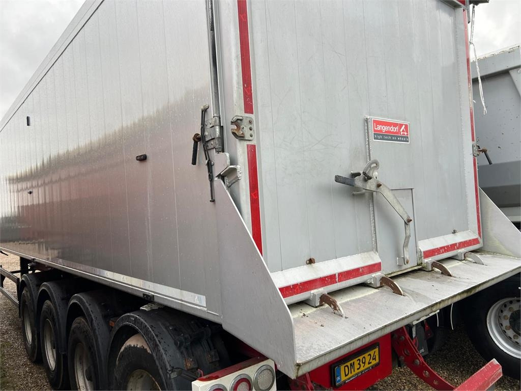 Langendorf SKA36 60m3 alu kasse med plastindlæg - Semi-remorque benne: photos 4 Langendorf SKA36 60m3 alu kasse med plastindlæg - Semi-remorque benne: photos 4