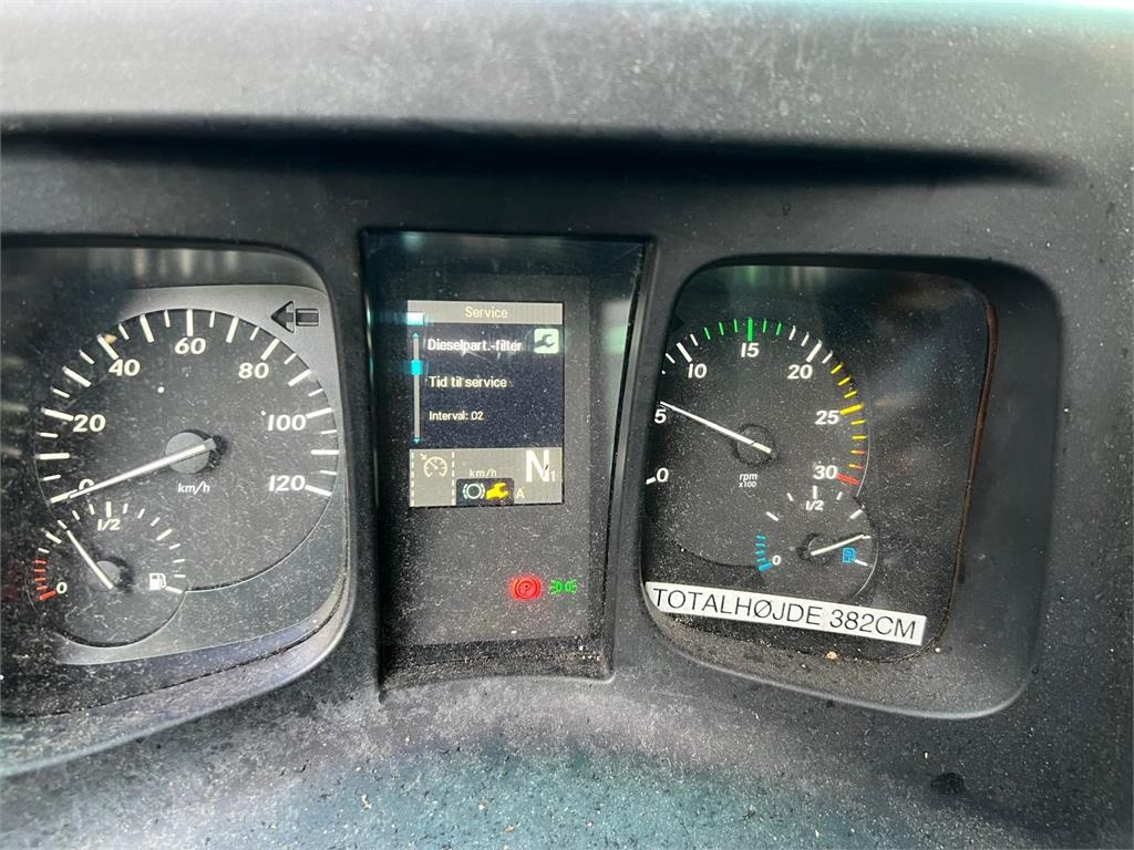 Camion fourgon Mercedes-Benz Econic 1827 L: photos 8