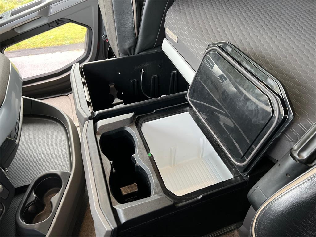 Tracteur routier DAF XF530 FTS 6x2: photos 19