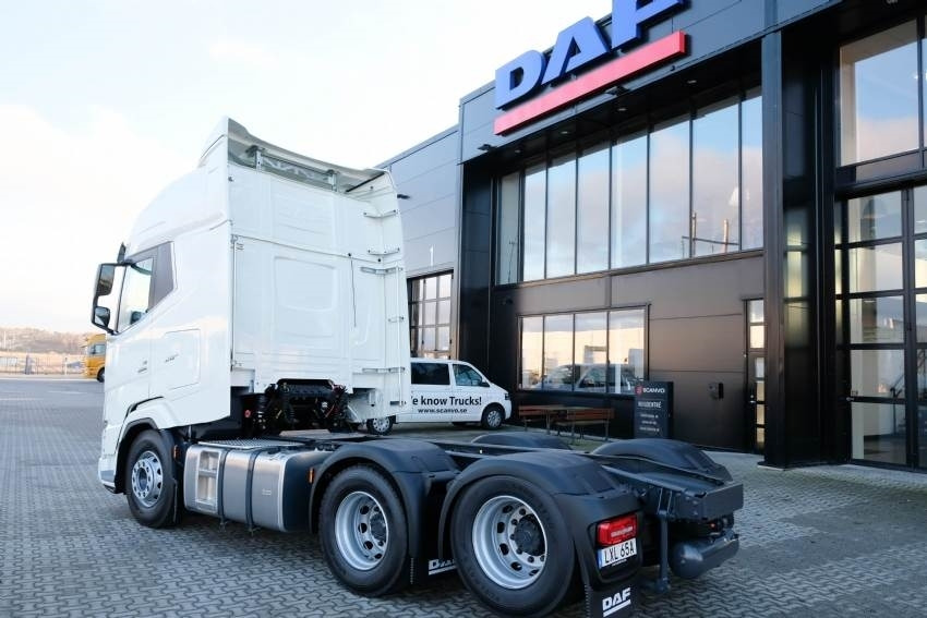 DAF XG+ 530 6x2 - Tracteur routier: photos 2 DAF XG+ 530 6x2 - Tracteur routier: photos 2
