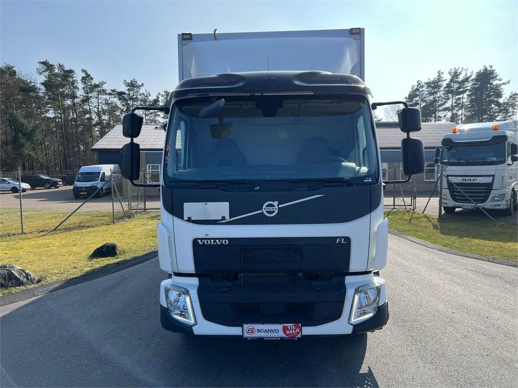 Volvo FL 16 ton 250HK - Camion fourgon: photos 3 Volvo FL 16 ton 250HK - Camion fourgon: photos 3