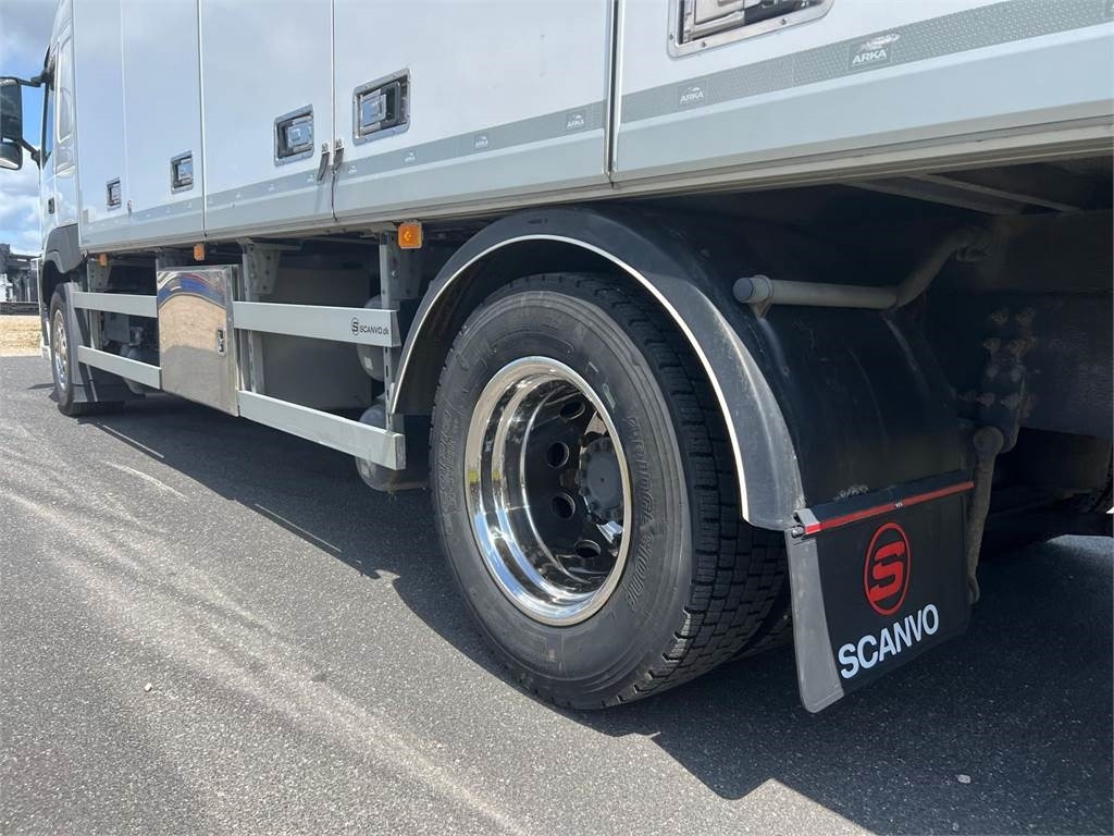 Camion fourgon Volvo FM330: photos 15