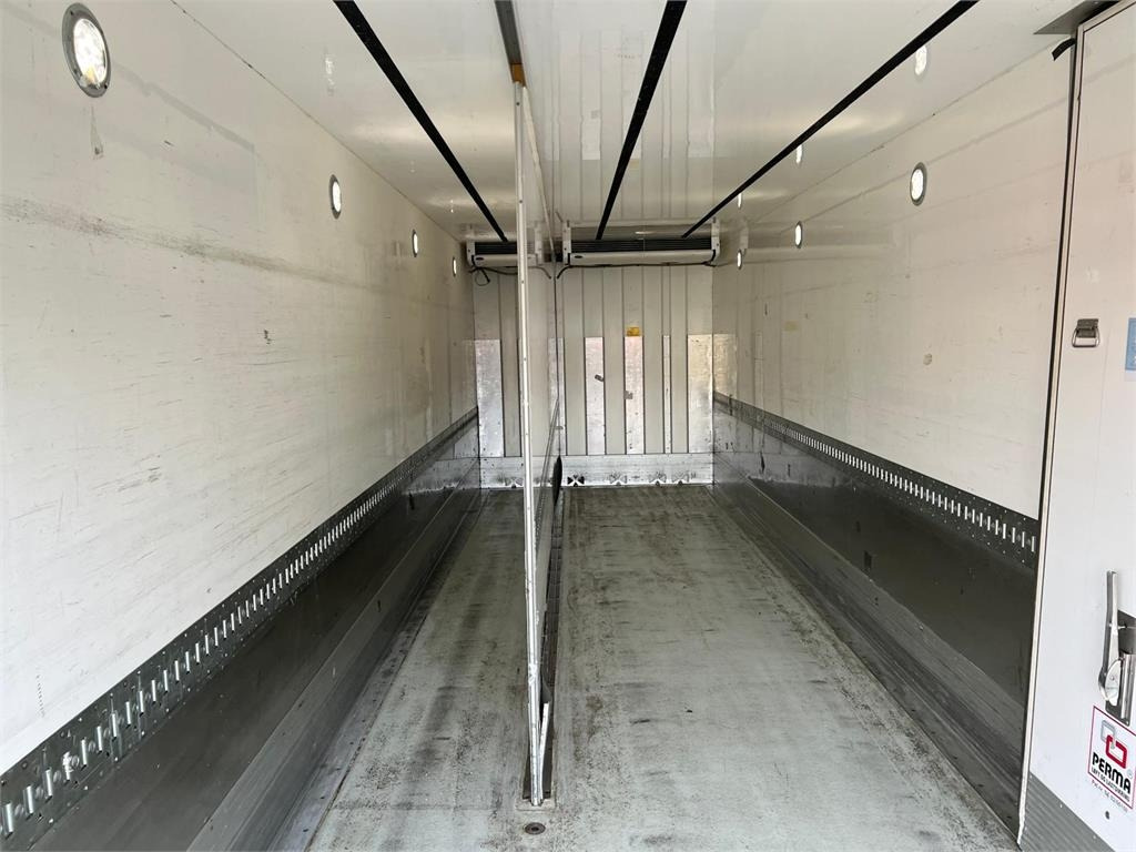 Camion frigorifique Volvo FM420 + 2 akslet kærre 2-Temps: photos 16