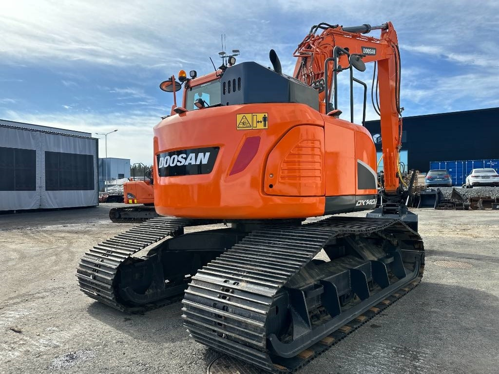 Doosan DX 140 LCR-5 metsäalusta - Pelle sur chenille: photos 4 Doosan DX 140 LCR-5 metsäalusta - Pelle sur chenille: photos 4