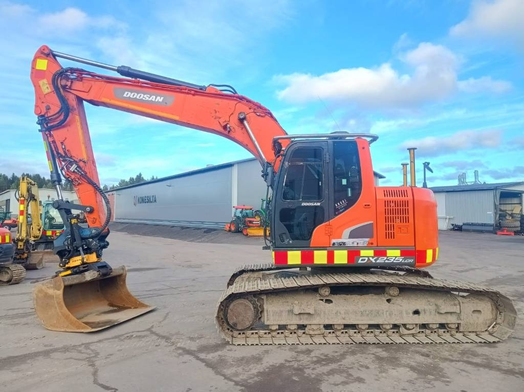 Doosan DX235LCR ENGCON, 3D-LAITTEET  - Pelle sur chenille: photos 1 Doosan DX235LCR ENGCON, 3D-LAITTEET  - Pelle sur chenille: photos 1