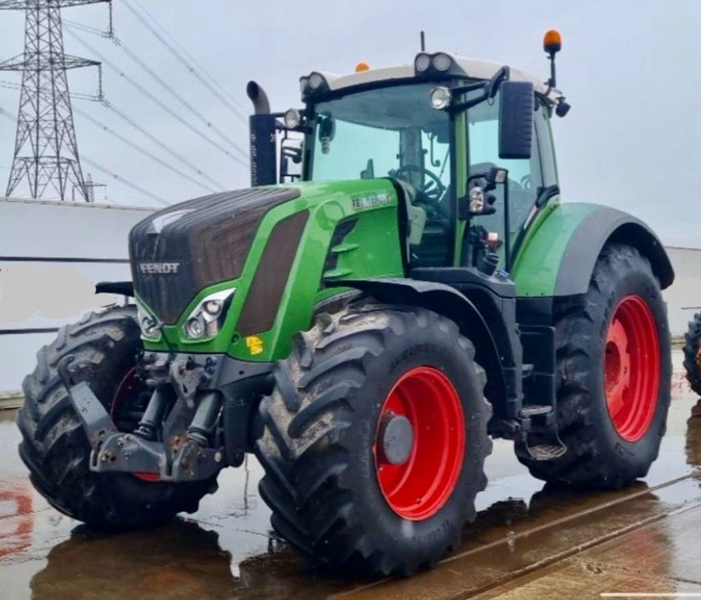 Fendt 828 S4 Profi Plus - Tracteur agricole: photos 1 Fendt 828 S4 Profi Plus - Tracteur agricole: photos 1