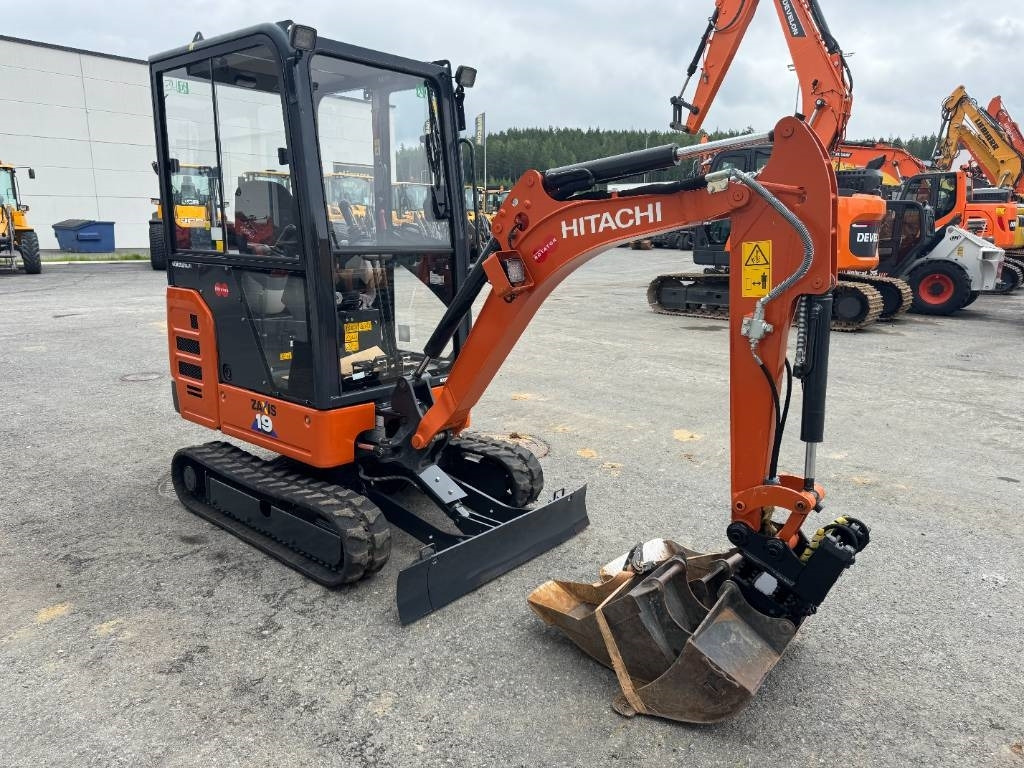 Mini pelle Hitachi ZX 19-6 CR: photos 7