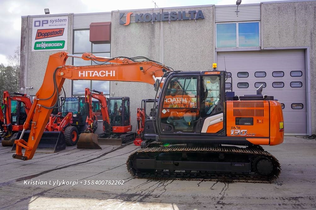 Hitachi ZX130LCN-7 VÄHÄN AJETTU - Pelle sur chenille: photos 1 Hitachi ZX130LCN-7 VÄHÄN AJETTU - Pelle sur chenille: photos 1