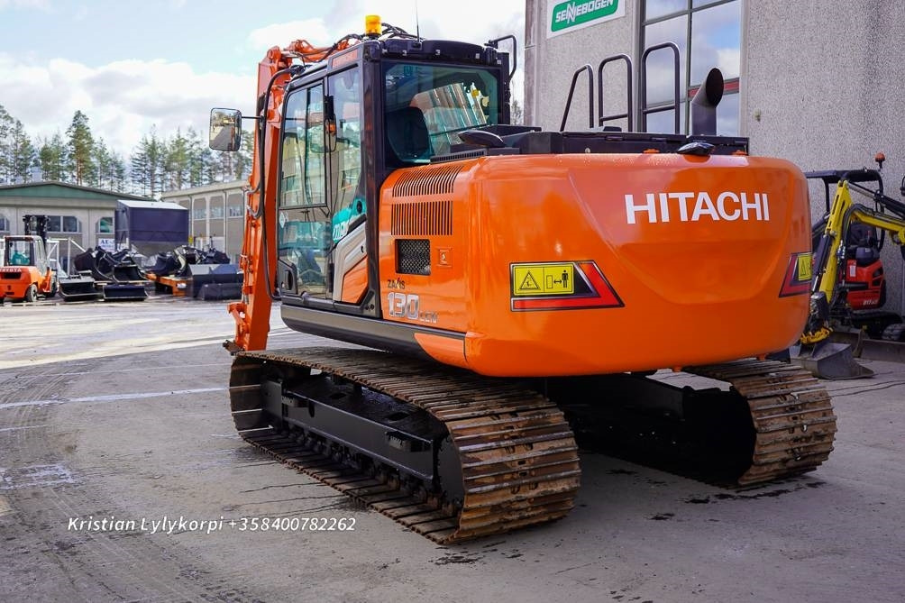 Hitachi ZX130LCN-7 VÄHÄN AJETTU - Pelle sur chenille: photos 2 Hitachi ZX130LCN-7 VÄHÄN AJETTU - Pelle sur chenille: photos 2