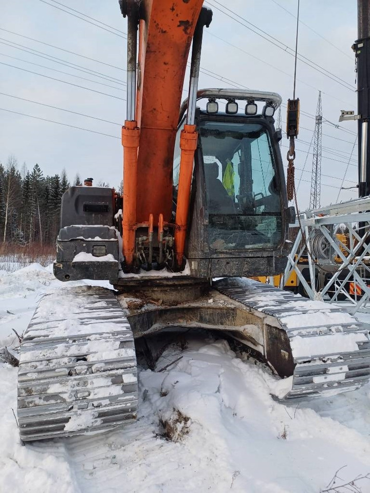 Hitachi ZX160LC-3 TULOSSA, KALLISTAJA+PYÖRITTÄJÄ - Pelle sur chenille: photos 3 Hitachi ZX160LC-3 TULOSSA, KALLISTAJA+PYÖRITTÄJÄ - Pelle sur chenille: photos 3