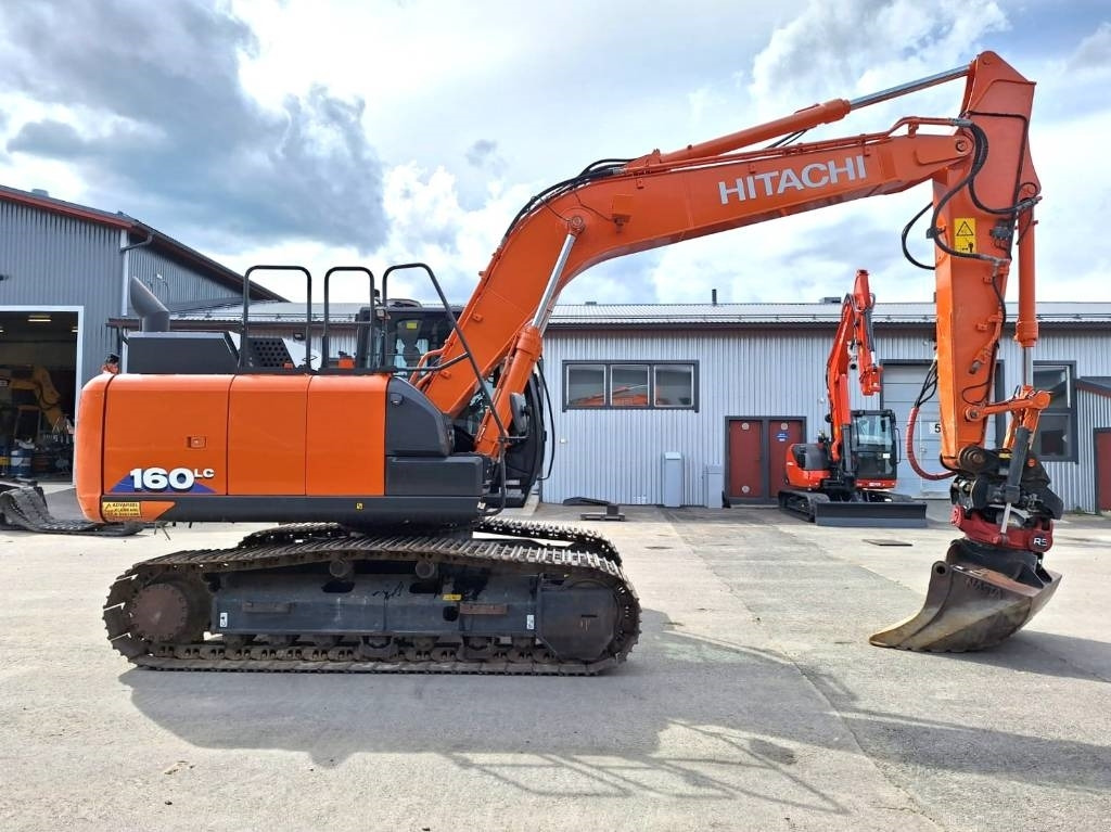 Hitachi ZX160LC-6 PYÖRITTÄJÄLLÄ - Pelle sur chenille: photos 5 Hitachi ZX160LC-6 PYÖRITTÄJÄLLÄ - Pelle sur chenille: photos 5
