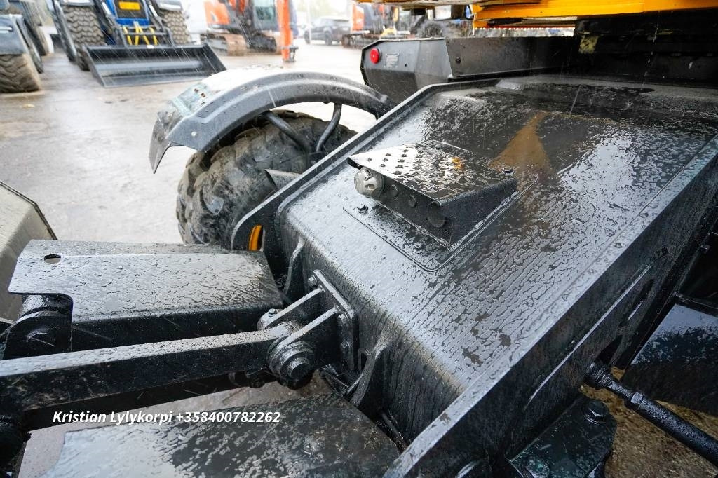 Pelle sur pneus JCB 110W Hydradig PYÖRITTÄJÄLLÄ: photos 14