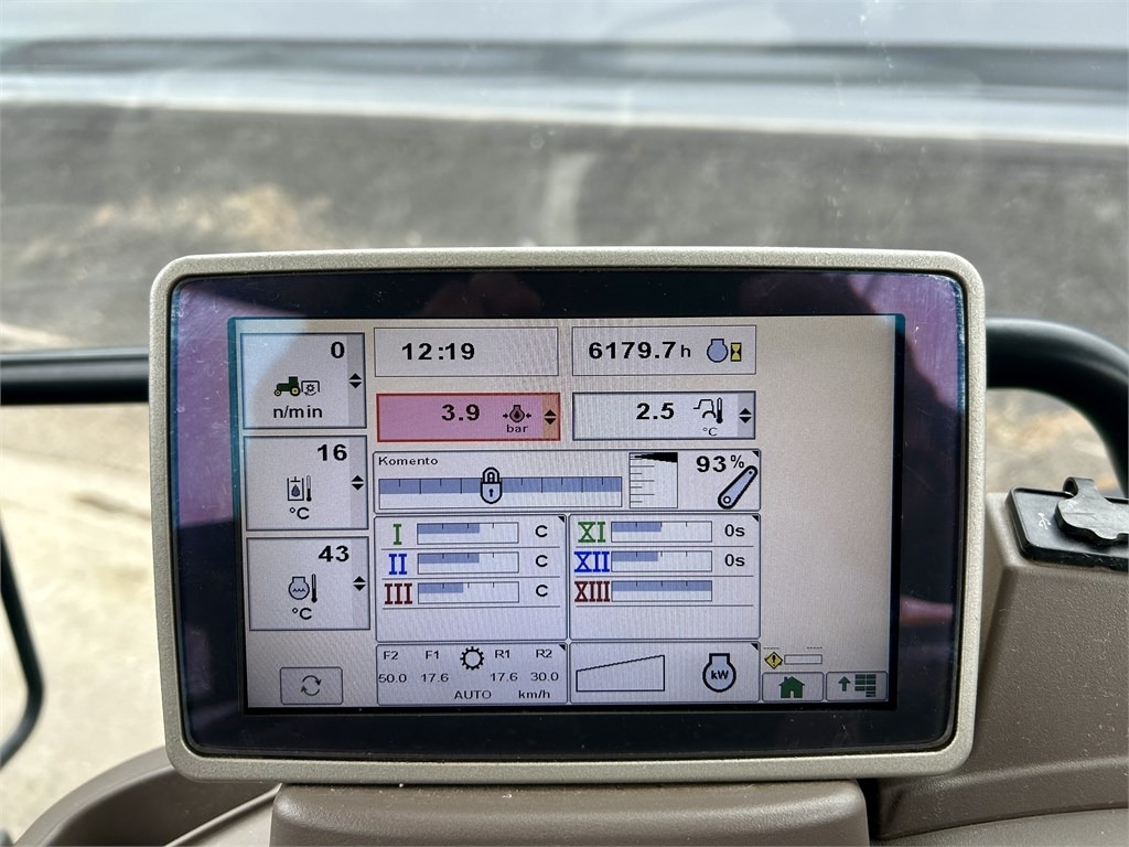 Tracteur agricole John Deere 6125 R AUTOPOWER ETUKUORMAAJALLA: photos 19
