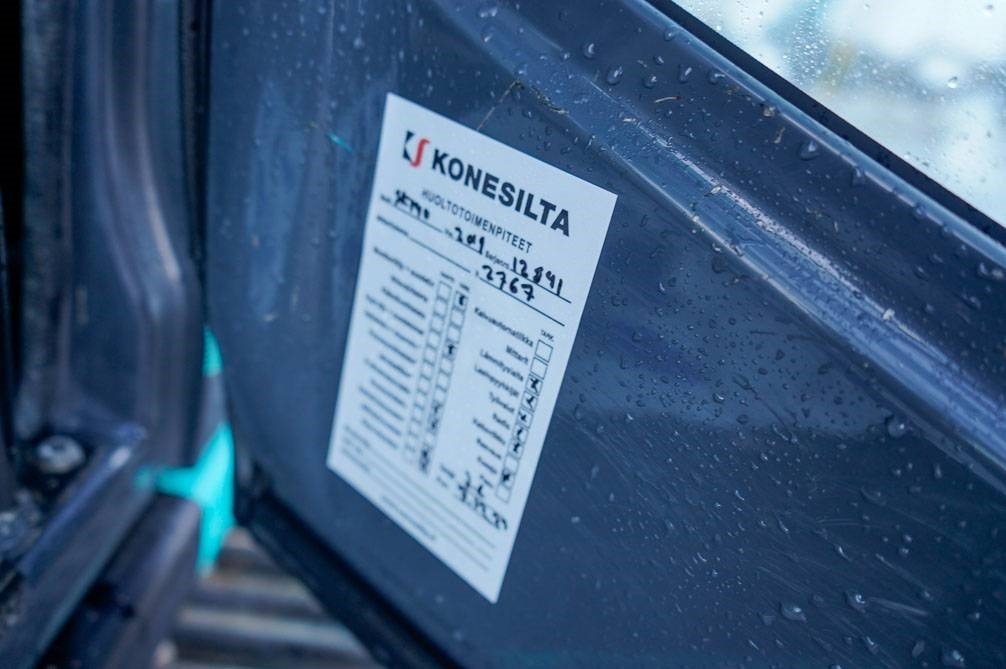 Pelle sur chenille Kobelco SK140SRLC-5 Suoalusta High Chassis: photos 25