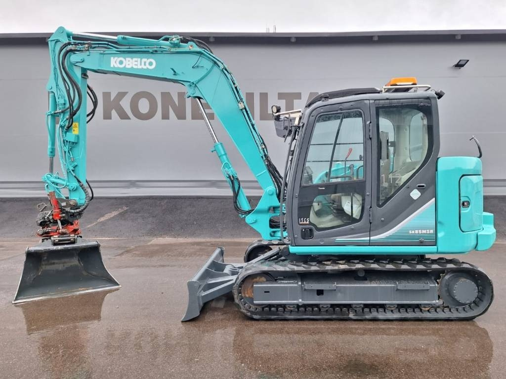 Kobelco SK85MSR-3 PYÖRITTÄJÄLLÄ  - Mini pelle: photos 1 Kobelco SK85MSR-3 PYÖRITTÄJÄLLÄ  - Mini pelle: photos 1