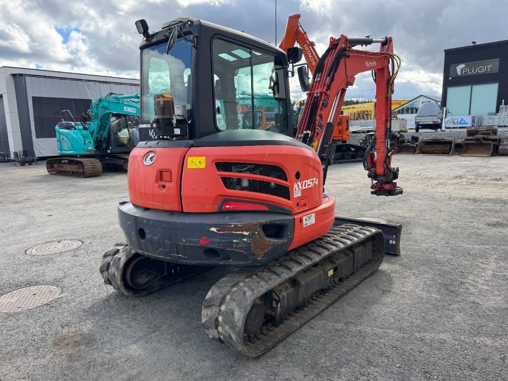 Kubota KX057-4 PYÖRITTÄJÄLLÄ - Mini pelle: photos 5 Kubota KX057-4 PYÖRITTÄJÄLLÄ - Mini pelle: photos 5