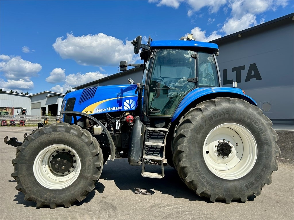 New Holland TG285 - Tracteur agricole: photos 3 New Holland TG285 - Tracteur agricole: photos 3