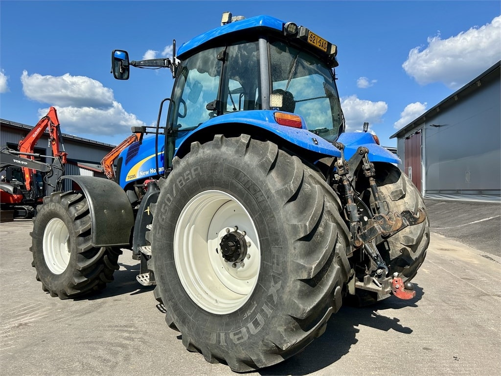 New Holland TG285  - Tracteur agricole: photos 4 New Holland TG285  - Tracteur agricole: photos 4