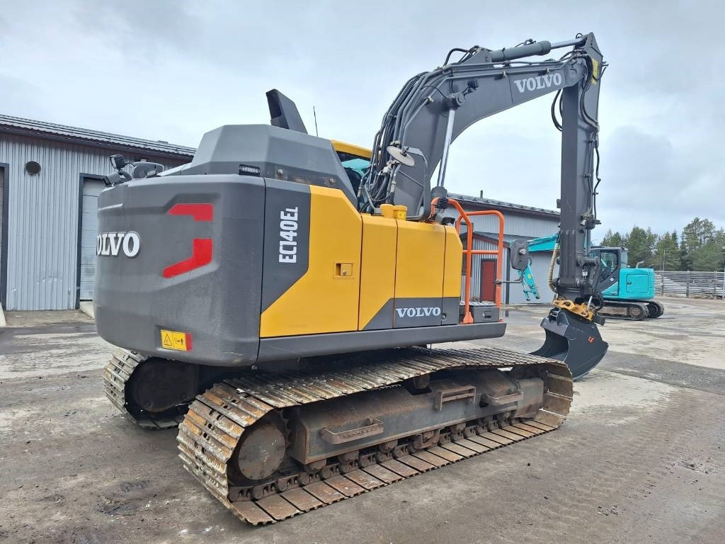 Volvo EC140EL PYÖRITTÄJÄLLÄ - Pelle sur chenille: photos 4 Volvo EC140EL PYÖRITTÄJÄLLÄ - Pelle sur chenille: photos 4