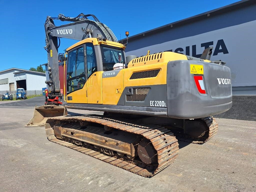 Volvo EC220DL PYÖRITTÄJÄLLÄ  - Pelle sur chenille: photos 2 Volvo EC220DL PYÖRITTÄJÄLLÄ  - Pelle sur chenille: photos 2