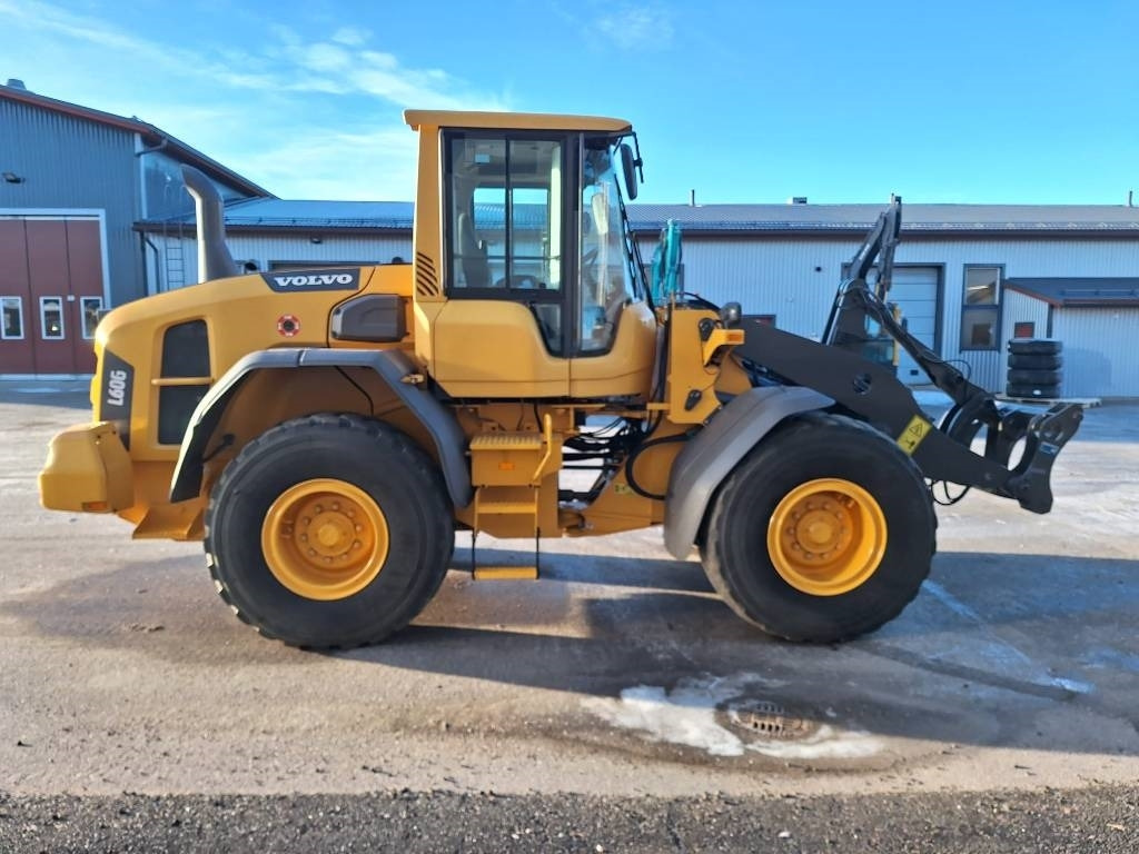 Volvo L60G RASVARI YM. - Chargeuse sur pneus: photos 5 Volvo L60G RASVARI YM. - Chargeuse sur pneus: photos 5