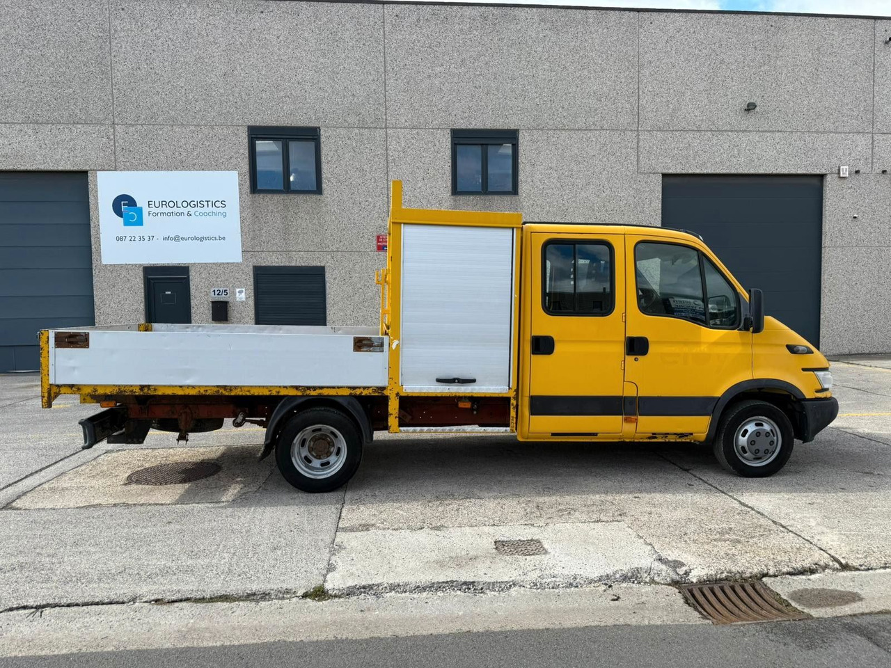 Iveco Daily 50C14. Doka 7pl. 3.0HPI. LKW 3.5t. - Fourgon plateau, Utilitaire double cabine: photos 1 Iveco Daily 50C14. Doka 7pl. 3.0HPI. LKW 3.5t. - Fourgon plateau, Utilitaire double cabine: photos 1