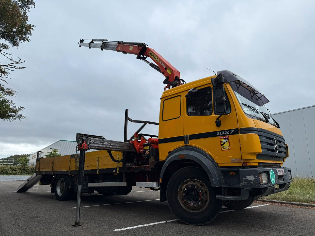 Mercedes-Benz 1827. Kran Palfinger PK13000. - Camion grue: photos 3 Mercedes-Benz 1827. Kran Palfinger PK13000. - Camion grue: photos 3