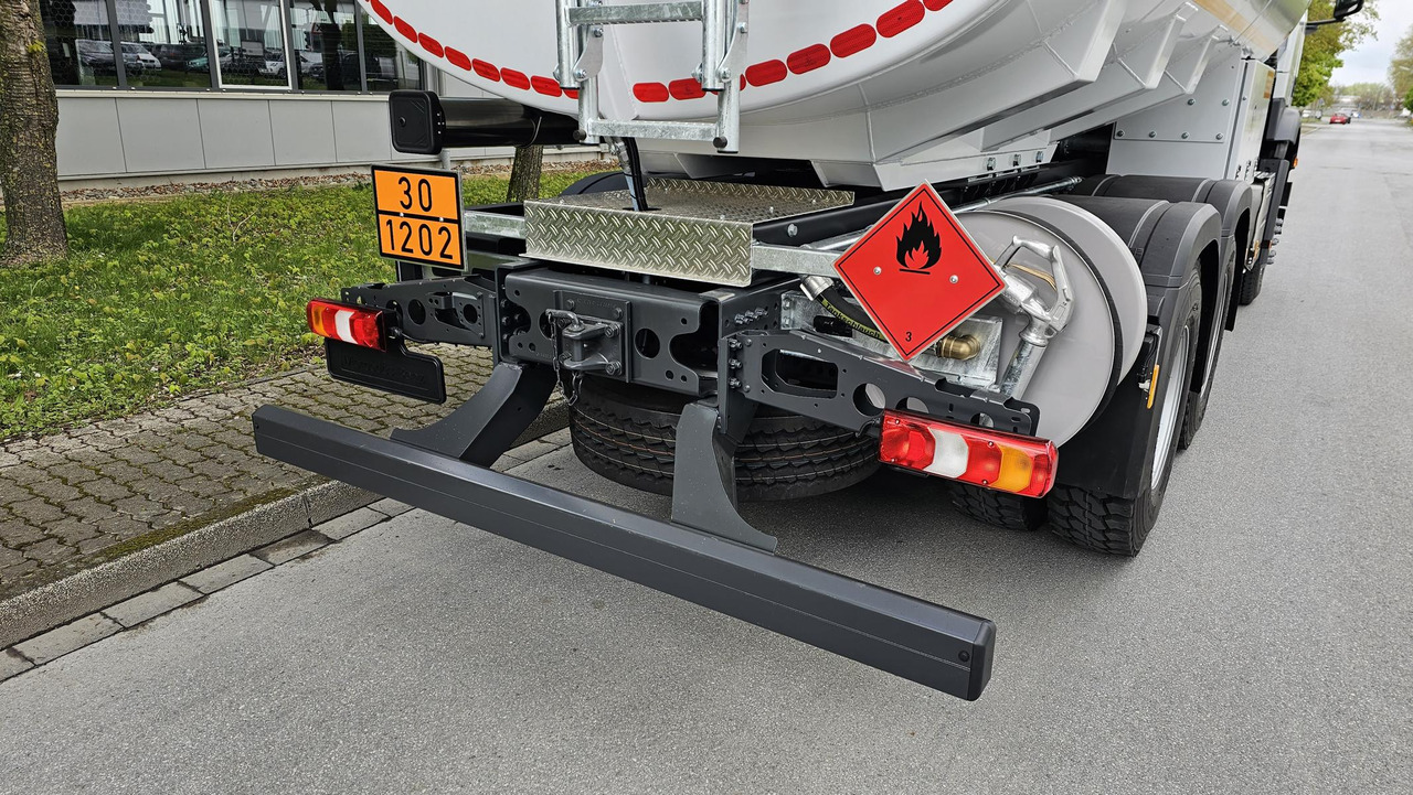 MERCEDES-BENZ Actros 3340 ADR Euro 3 - crédit-bail MERCEDES-BENZ Actros 3340 ADR Euro 3: photos 10