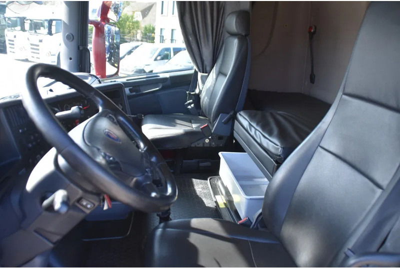 Scania R420 HL 6x2/4 - ADR FL - MANUAL - EURO 5 - 698 TKM - HYDRAULIC SYSTEM - LEATHER SEATS - XENON - - Tracteur routier: photos 5 Scania R420 HL 6x2/4 - ADR FL - MANUAL - EURO 5 - 698 TKM - HYDRAULIC SYSTEM - LEATHER SEATS - XENON - - Tracteur routier: photos 5