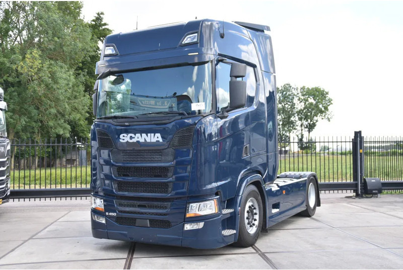 Scania S450 NGS 4x2NB - FULL AIR - 743 TKM - RETARDER - PARK. AIRCO - 2 x FUEL TANKS - TOP CONDITION - - Tracteur routier: photos 2 Scania S450 NGS 4x2NB - FULL AIR - 743 TKM - RETARDER - PARK. AIRCO - 2 x FUEL TANKS - TOP CONDITION - - Tracteur routier: photos 2