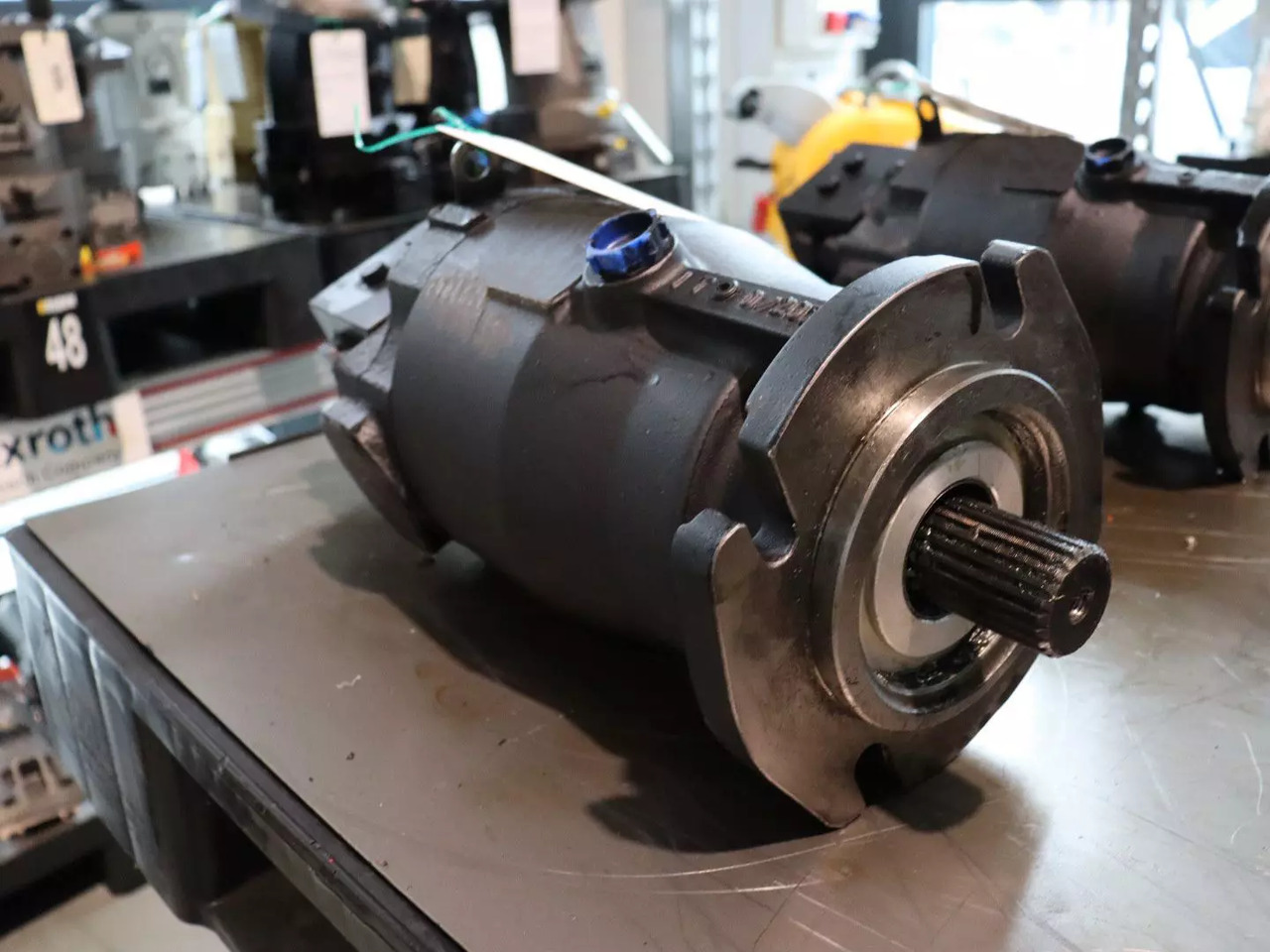 DANFOSS / SAUER SMF 23 - Moteur hydraulique pour Engins de chantier: photos 2 DANFOSS / SAUER SMF 23 - Moteur hydraulique pour Engins de chantier: photos 2