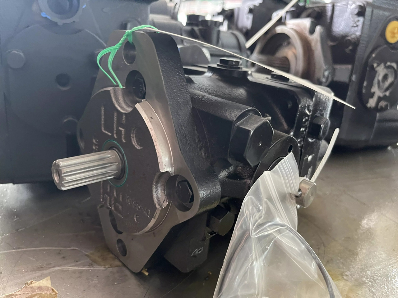 DANFOSS / SAUER SPV/15.2216 - Pompe hydraulique pour Engins de chantier: photos 1 DANFOSS / SAUER SPV/15.2216 - Pompe hydraulique pour Engins de chantier: photos 1