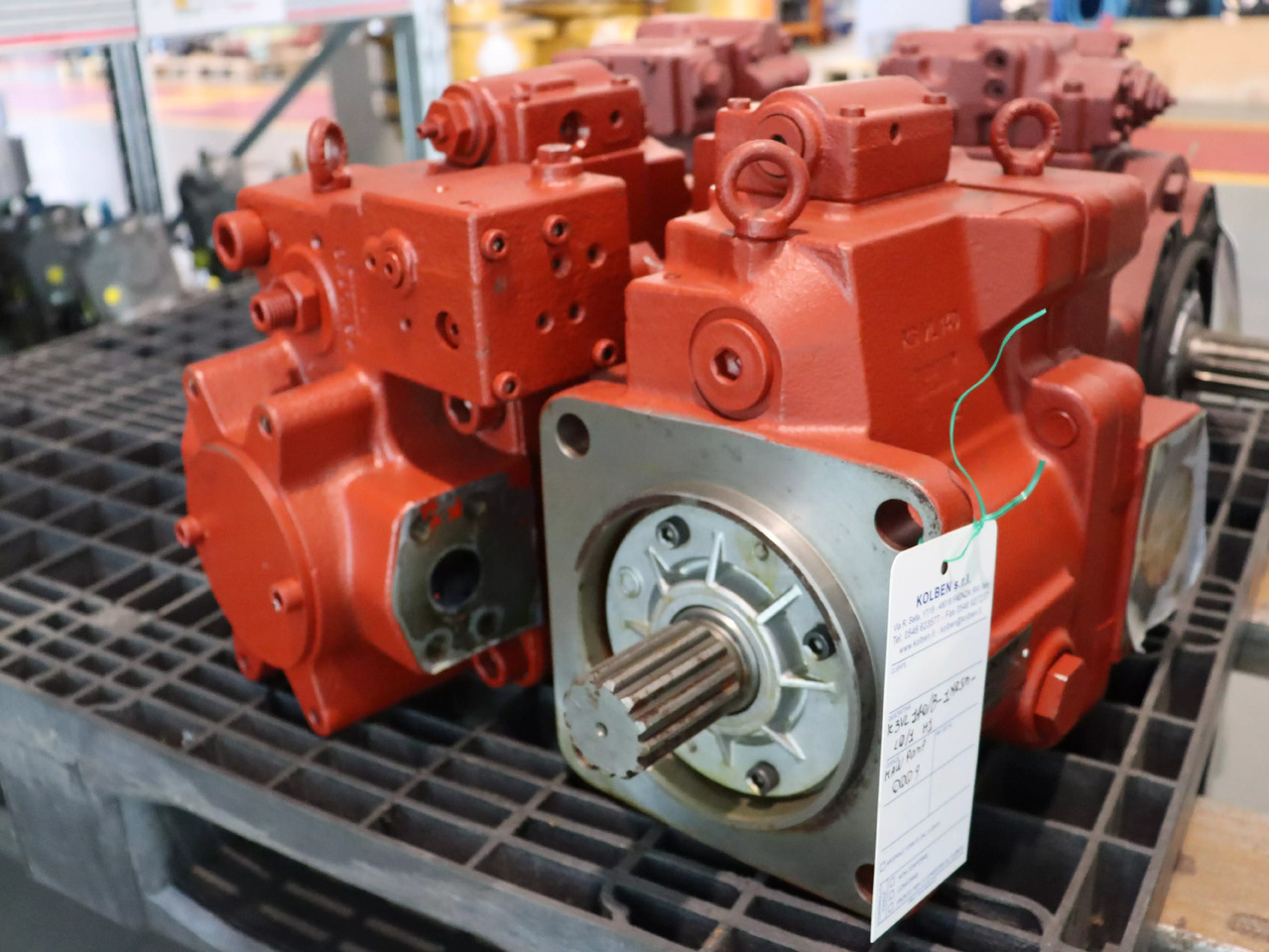 KAWASAKI K3VL140B-1NRSM-L01 H1 - Pompe hydraulique pour Engins de chantier: photos 1 KAWASAKI K3VL140B-1NRSM-L01 H1 - Pompe hydraulique pour Engins de chantier: photos 1