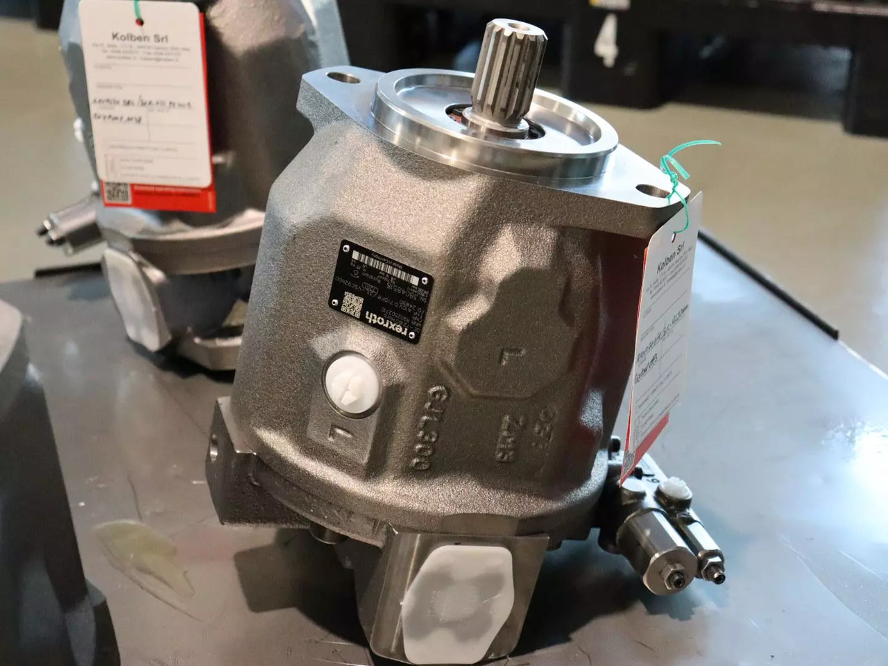 REXROTH A10VO71DFR/31L-VSC92N00 - Pompe hydraulique pour Engins de chantier: photos 1 REXROTH A10VO71DFR/31L-VSC92N00 - Pompe hydraulique pour Engins de chantier: photos 1