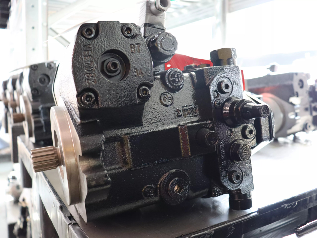 REXROTH A4VG56DA1D7/32R-NZC02F023SH-S - Pompe hydraulique pour Matériel de manutention: photos 2 REXROTH A4VG56DA1D7/32R-NZC02F023SH-S - Pompe hydraulique pour Matériel de manutention: photos 2