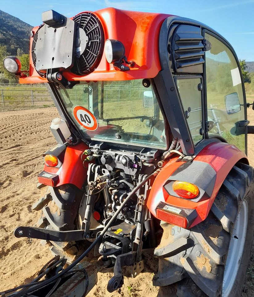 Mc cormick - Tracteur agricole: photos 1 Mc cormick - Tracteur agricole: photos 1