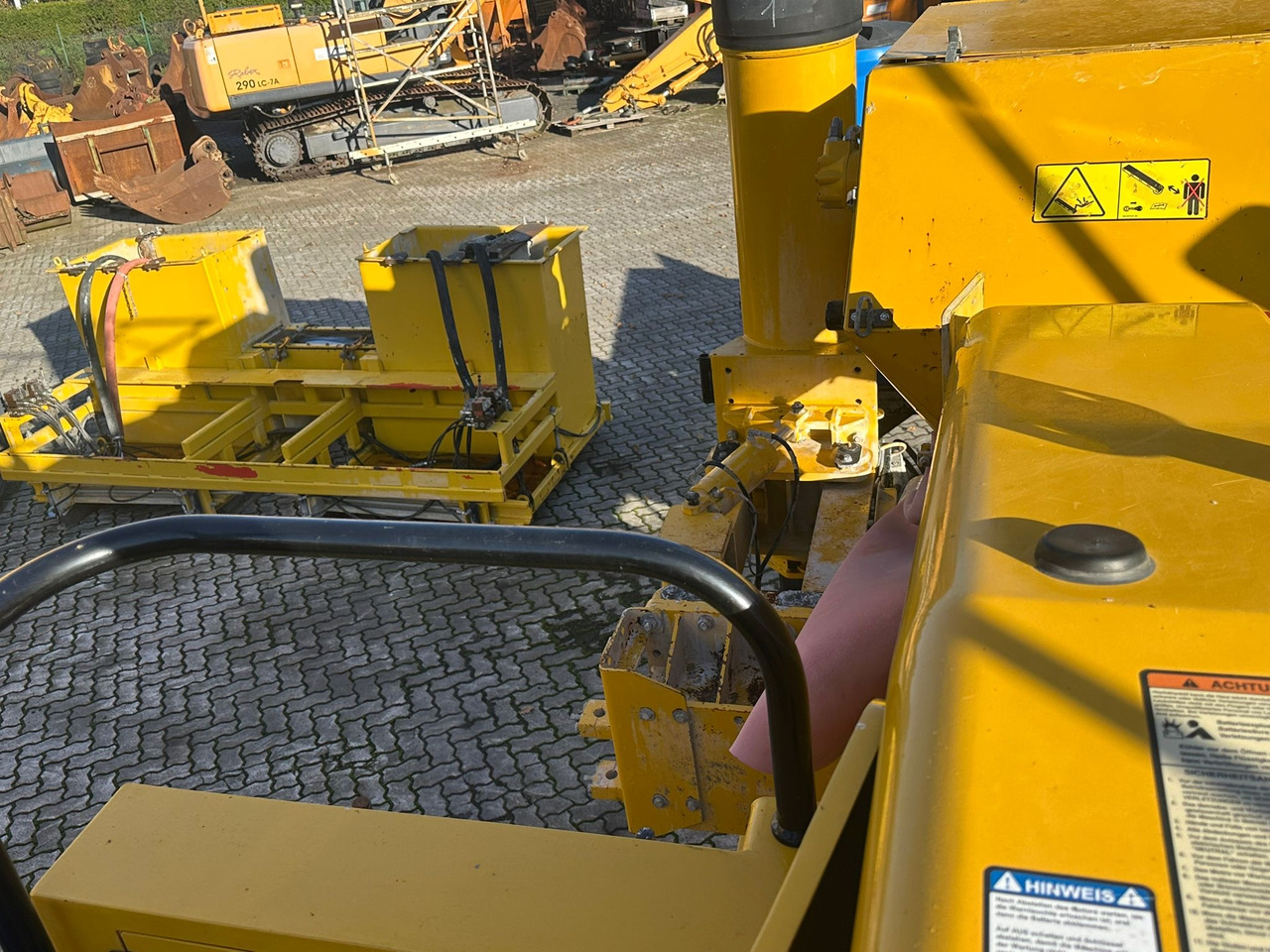 GOMACO 3300 - Machine à coffrage glissant: photos 4 GOMACO 3300 - Machine à coffrage glissant: photos 4