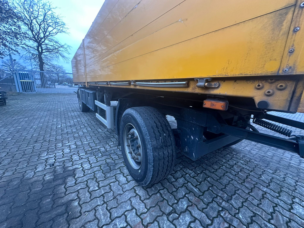 IVECO STRALIS 420 truck open box with TEREX loading crane 290.2E-A3 - Camion ampliroll, Camion grue: photos 5 IVECO STRALIS 420 truck open box with TEREX loading crane 290.2E-A3 - Camion ampliroll, Camion grue: photos 5