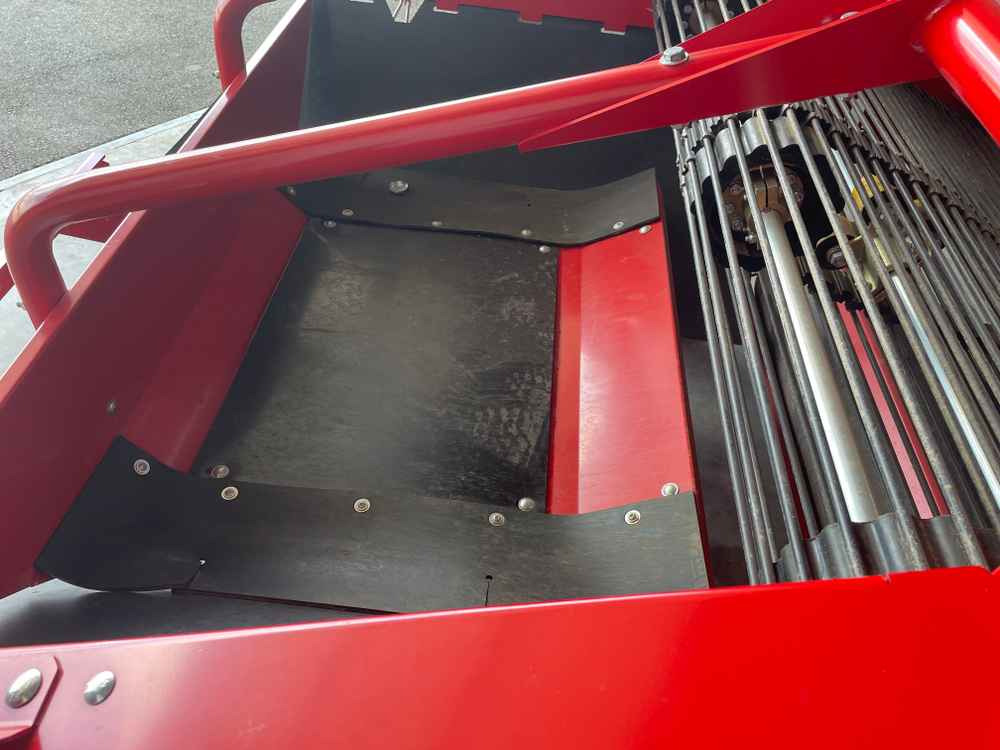 Grimme WV 165 - Machine à vendanger: photos 2 Grimme WV 165 - Machine à vendanger: photos 2