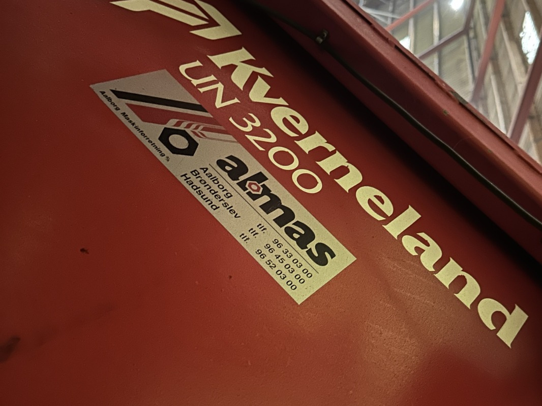 Kverneland UN-3200 - Matériel de récolte: photos 4 Kverneland UN-3200 - Matériel de récolte: photos 4