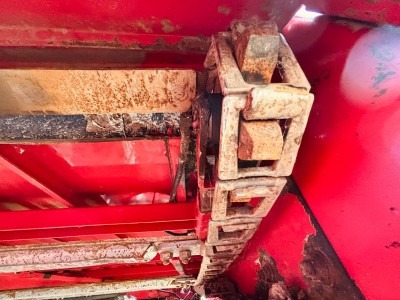 Holmer T4-30 - Outils du sol: photos 4 Holmer T4-30 - Outils du sol: photos 4