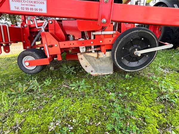 Nicolas Sam 12 - Semoir: photos 3 Nicolas Sam 12 - Semoir: photos 3