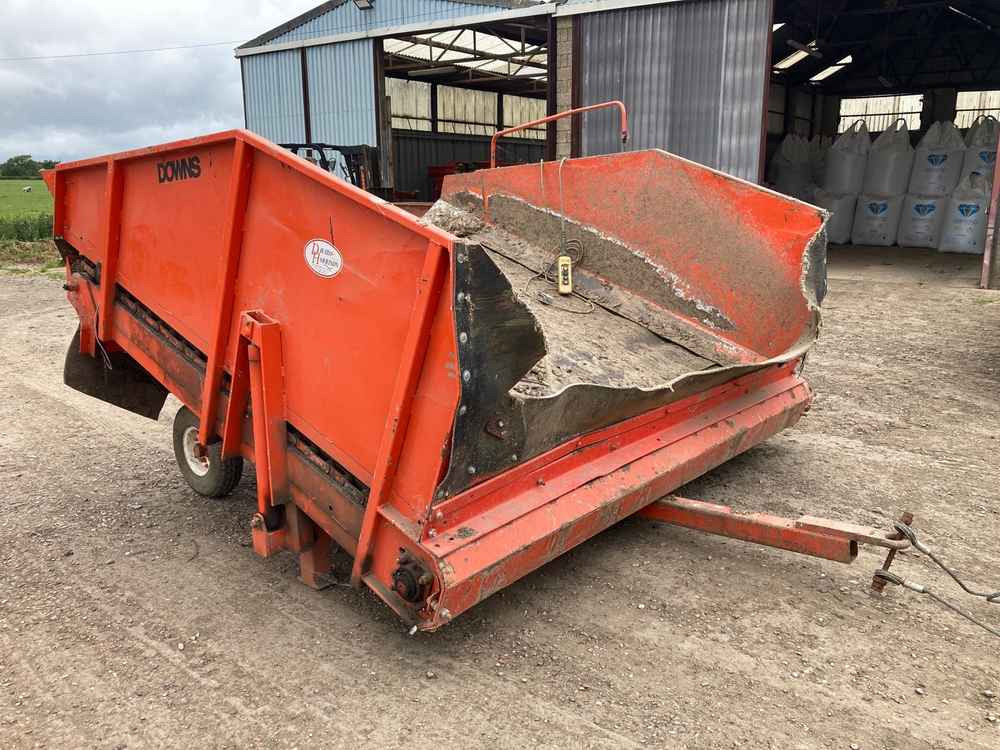 Downs Super Charger/ Expansion Hopper - Matériel de stockage: photos 1 Downs Super Charger/ Expansion Hopper - Matériel de stockage: photos 1
