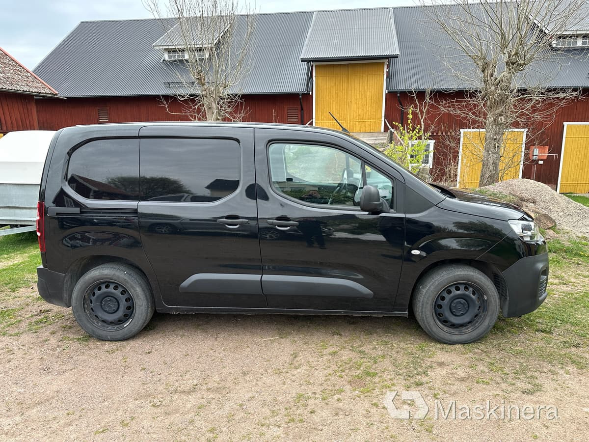 Arbetsbil Citroën Berlingo 1.2 PureTech Aut - Fourgonnette: photos 4 Arbetsbil Citroën Berlingo 1.2 PureTech Aut - Fourgonnette: photos 4