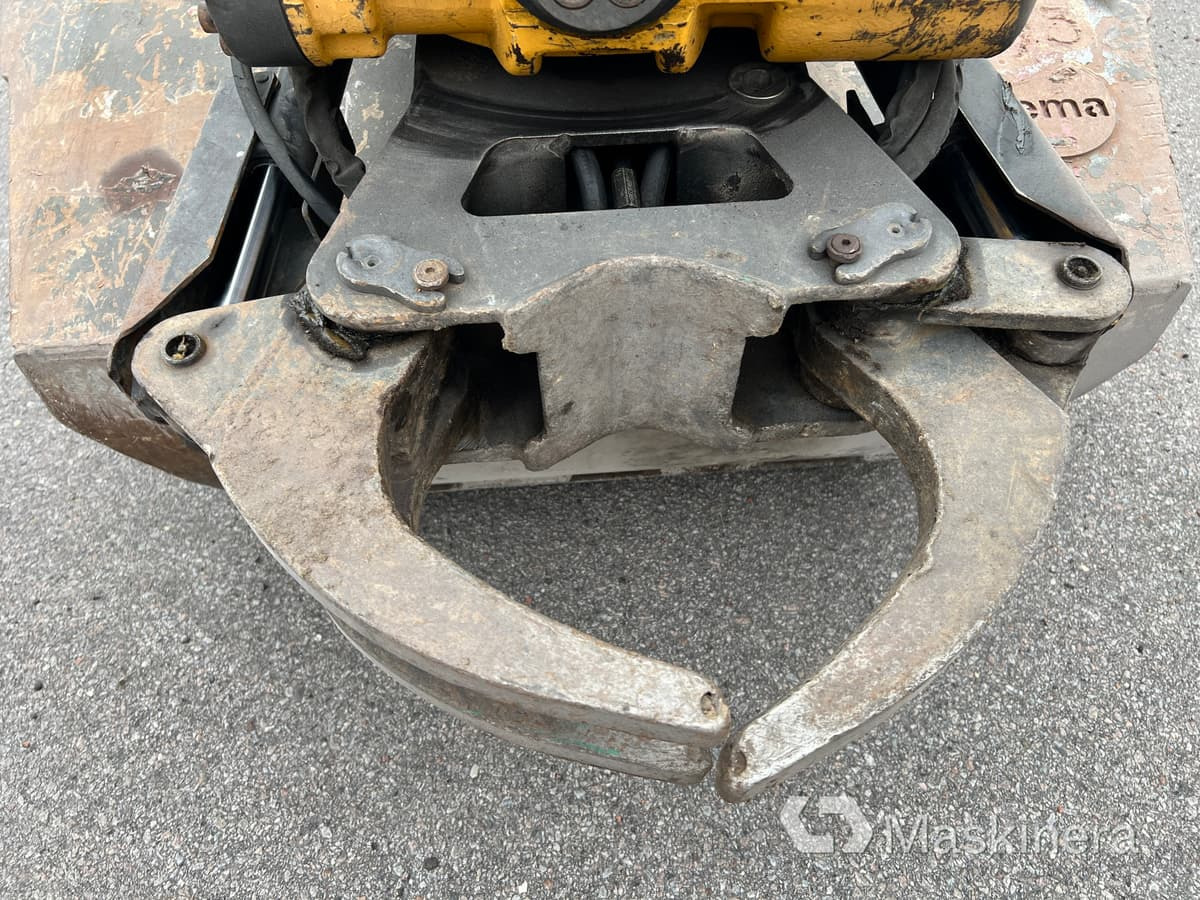 Pelle sur chenille Hjulgrävare Takeuchi TB295W med vagn & redskap: photos 47